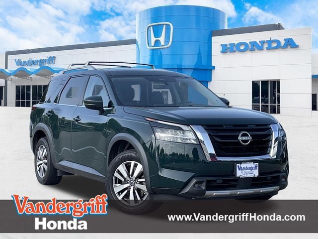 Used 2023 Nissan Pathfinder SL FWD image 1