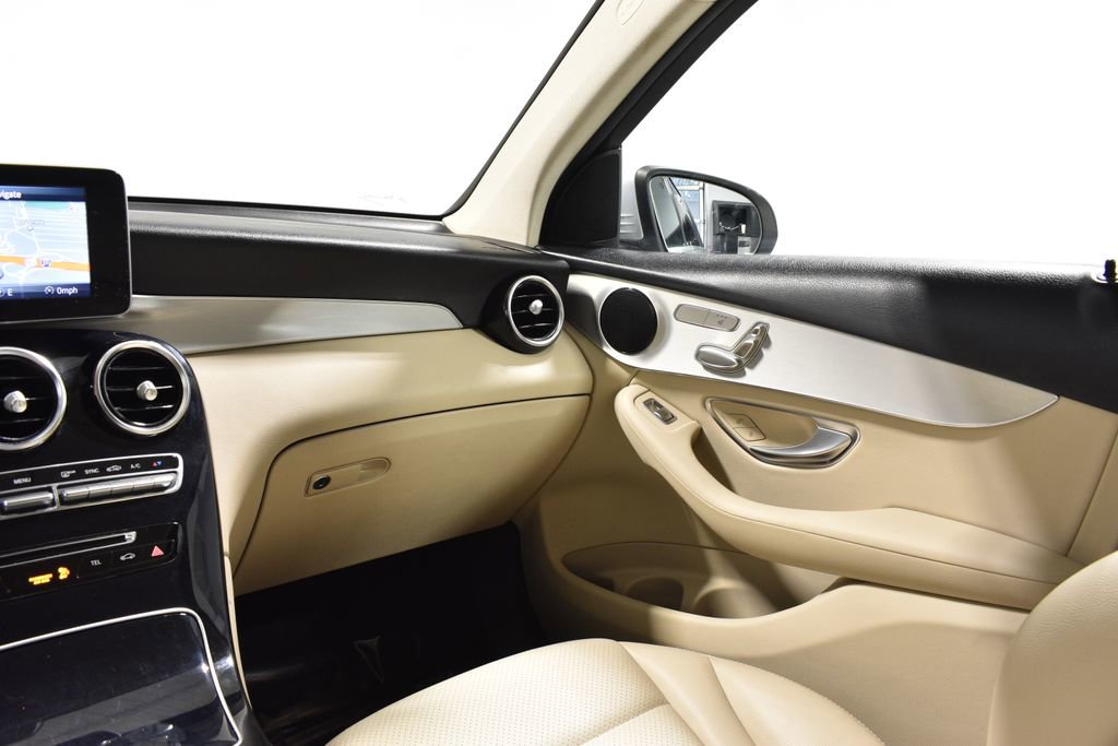 Used 2017 Mercedes-Benz GLC 300 GLC 300 image 16