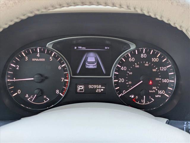 Used 2014 Nissan Pathfinder SV image 10