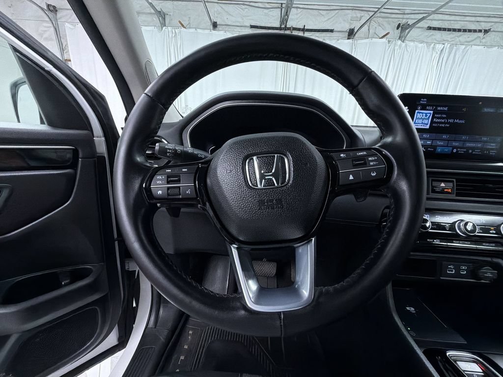 Used 2024 Honda Pilot Touring image 28