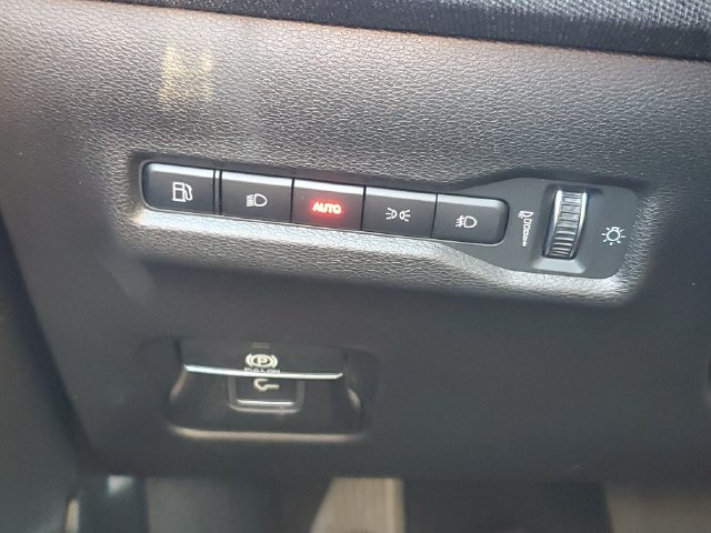 New 2026 Jeep Cherokee Laredo AWD/4WD image 18