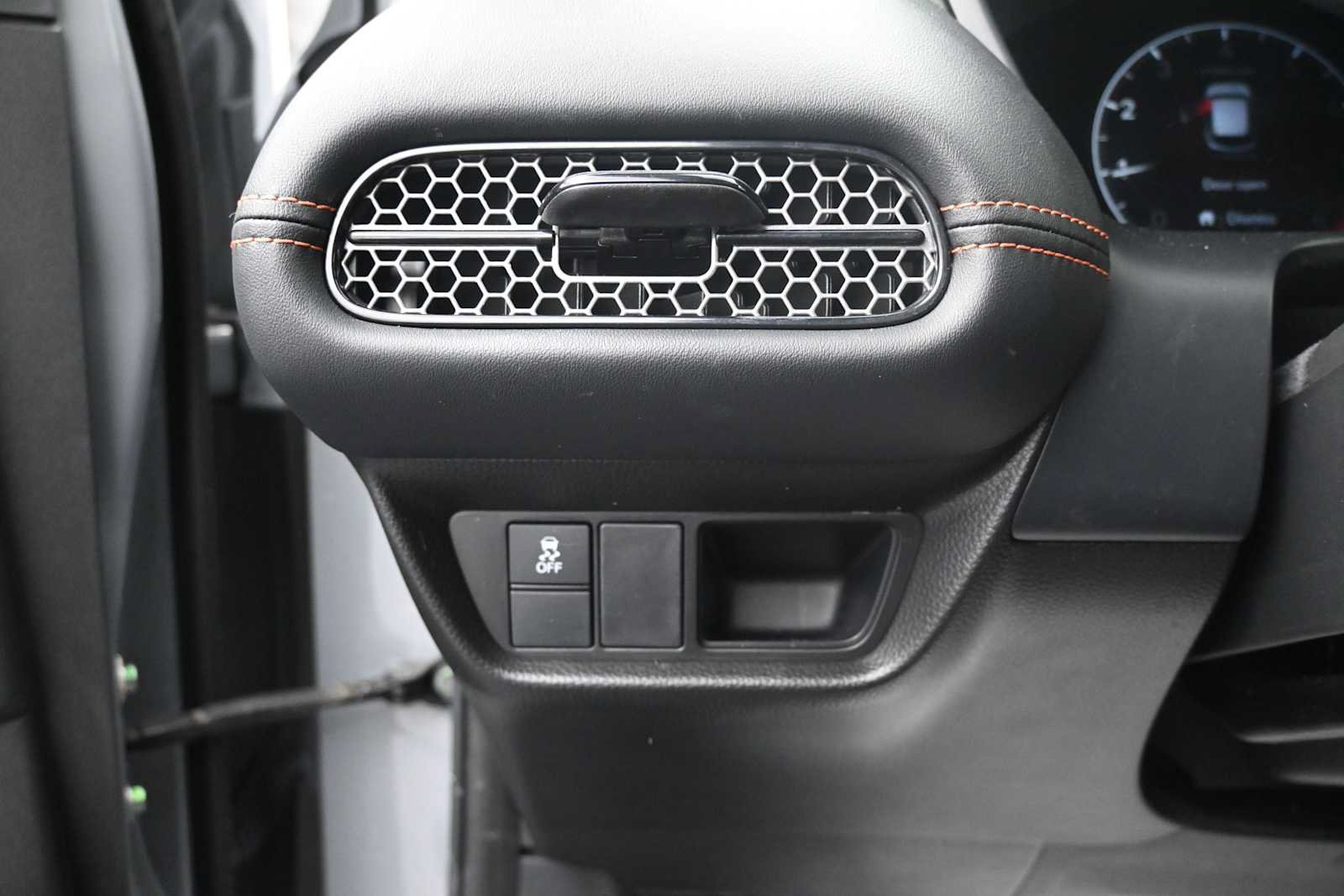Used 2025 Honda HR-V Sport image 10