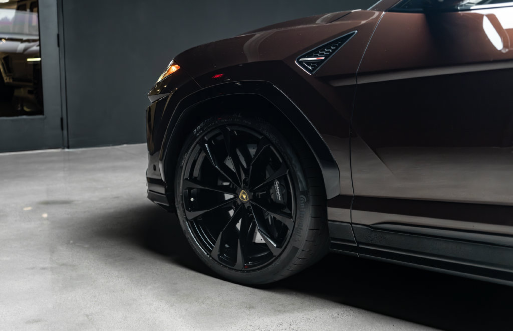 Used 2022 Lamborghini Urus AWD/4WD image 18