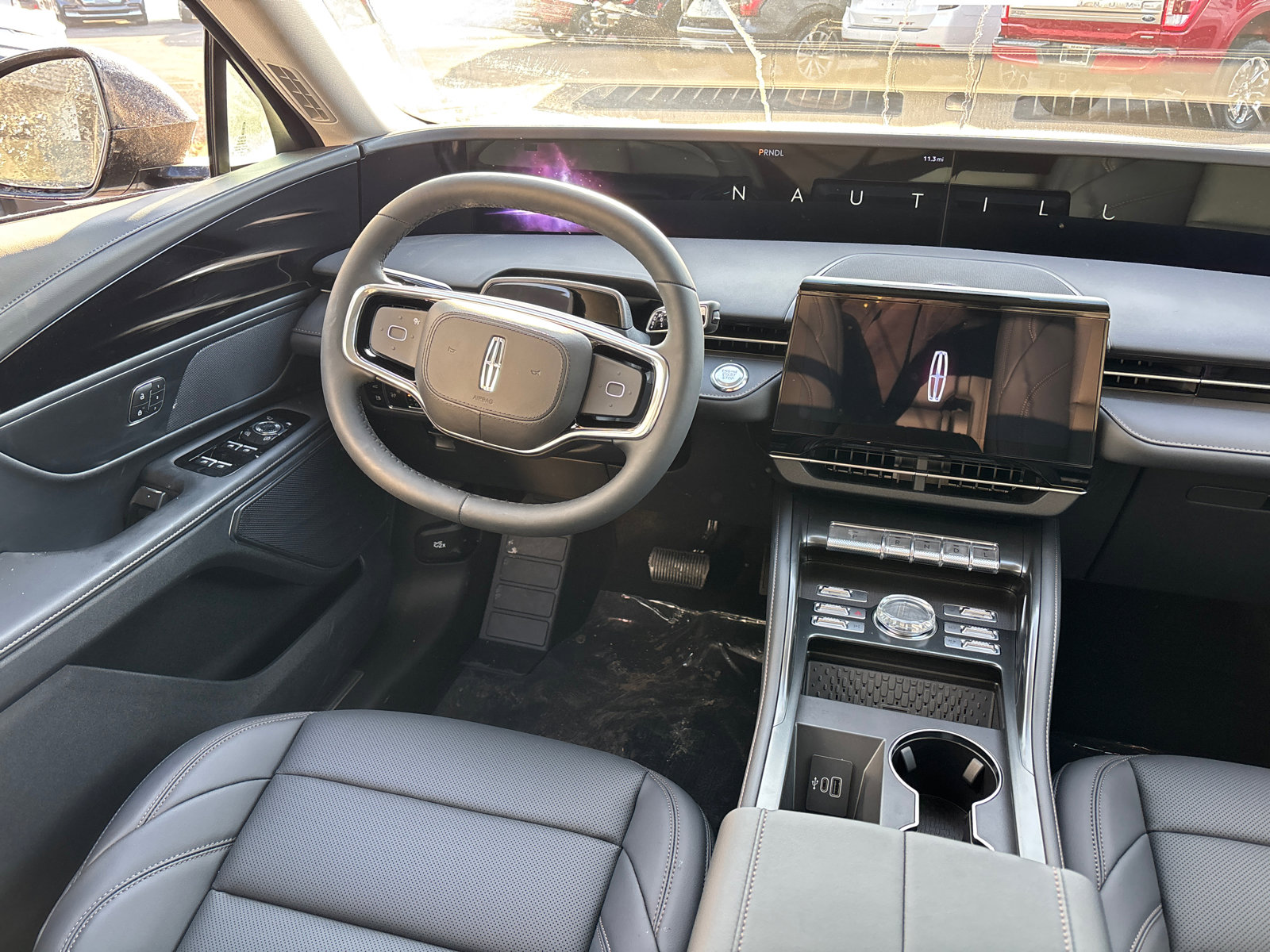 New 2026 Lincoln Nautilus Premier AWD/4WD image 30