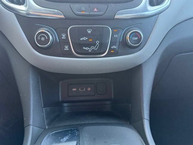 Certified 2023 Chevrolet Equinox LS w/ LS Convenience Package FWD image 28
