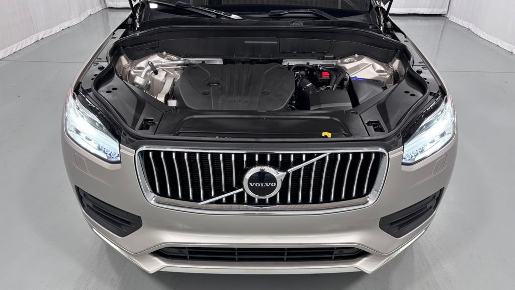 Certified 2023 Volvo XC90 B5 Core w/ Climate Package AWD/4WD image 29