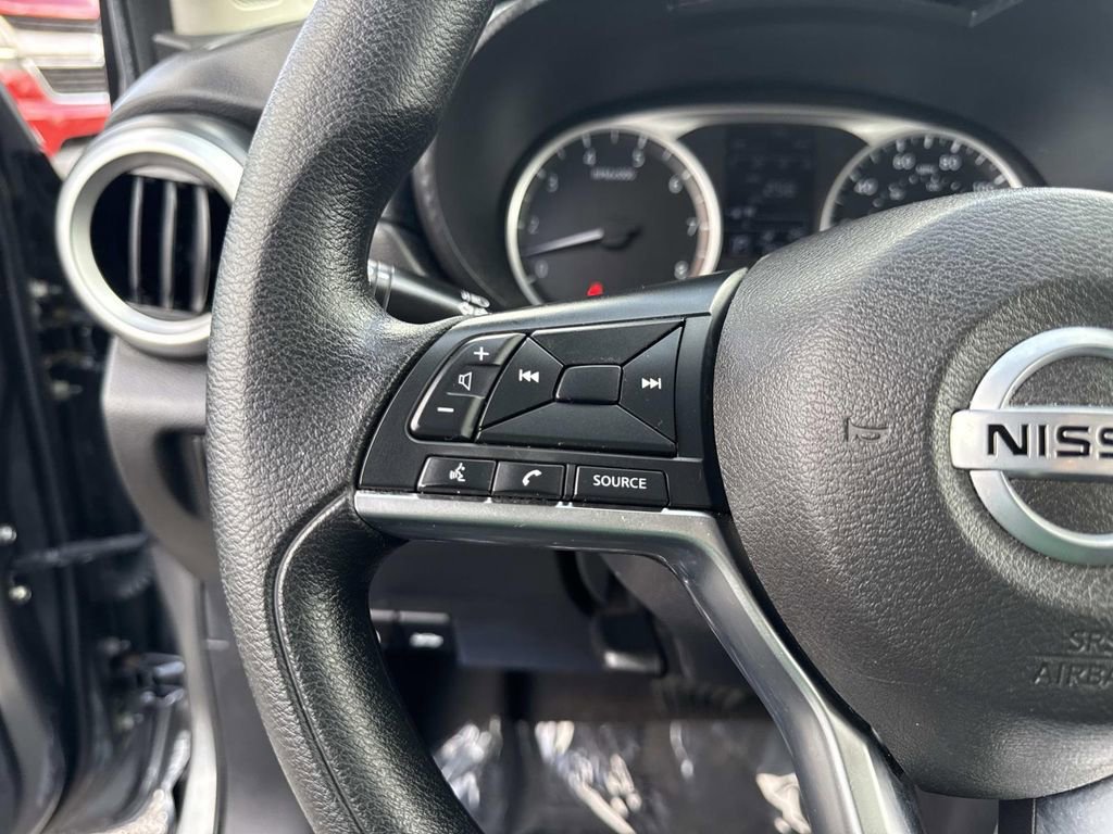 Used 2022 Nissan Versa S image 30