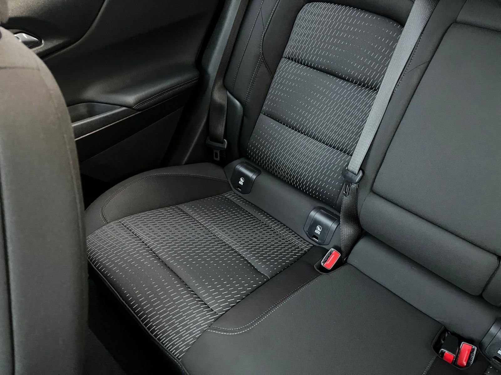 Used 2025 Chevrolet Equinox LT image 39