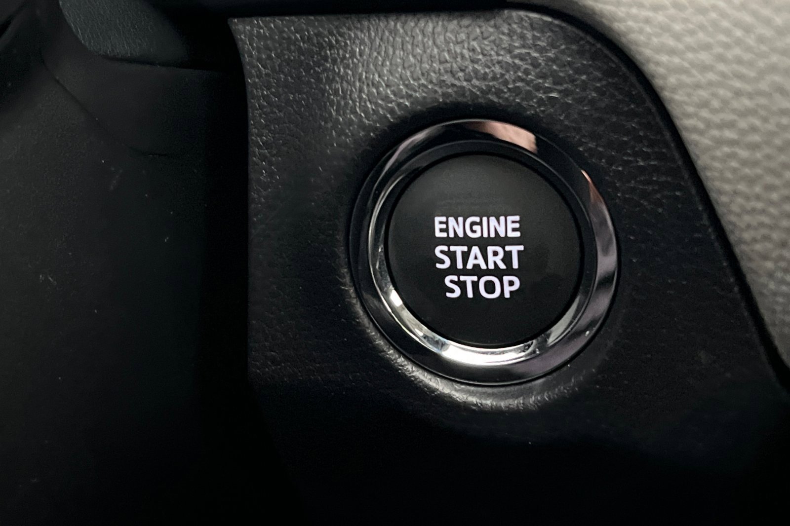 New 2025 Toyota RAV4 XLE Premium w/ Weather Package image 19