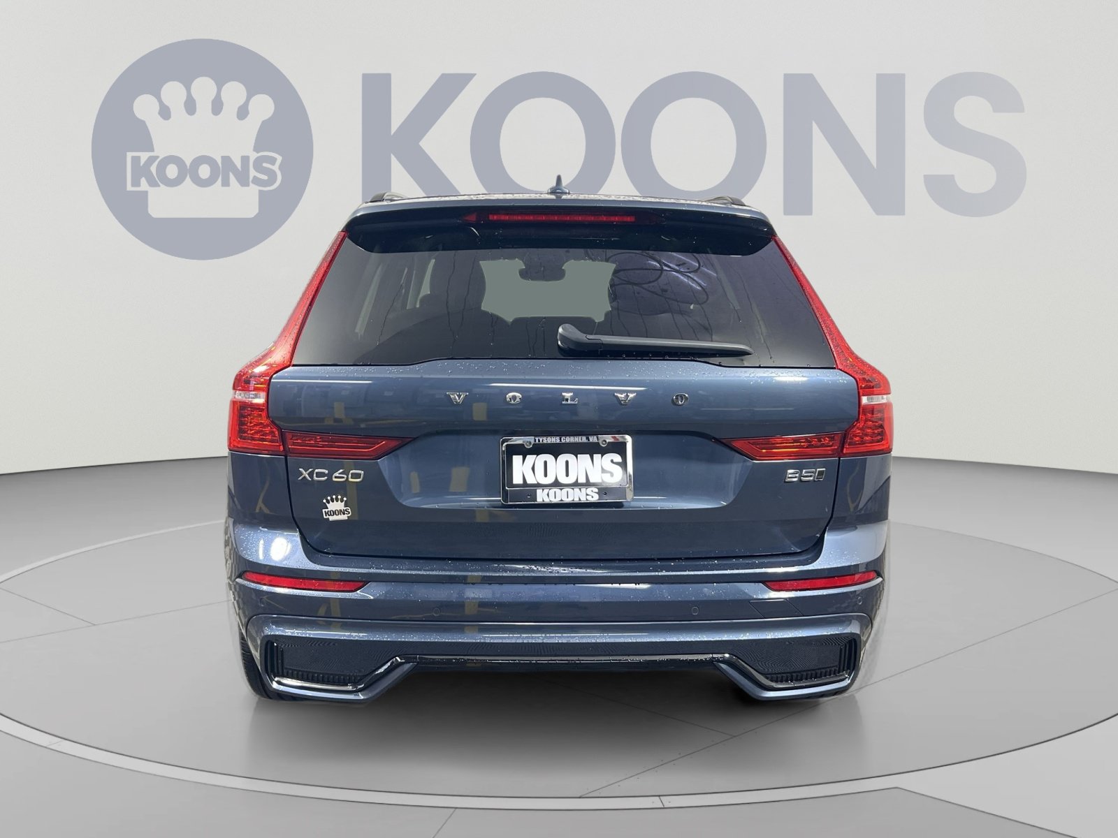 Used 2024 Volvo XC60 B5 Plus AWD/4WD image 5