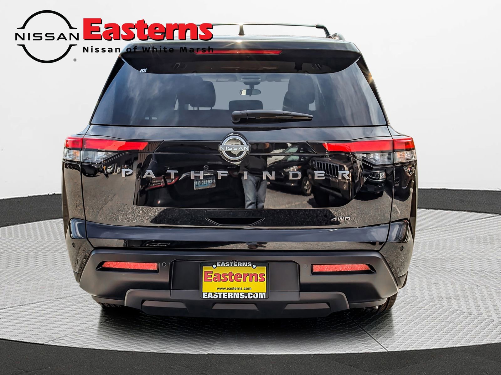 New 2026 Nissan Pathfinder SV image 7