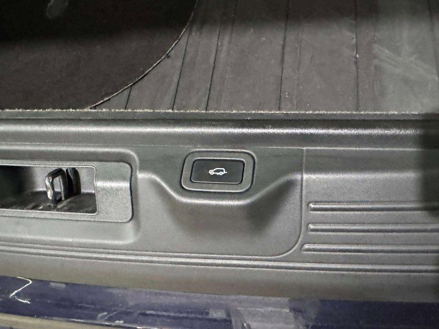 Used 2019 Land Rover Range Rover HSE image 87