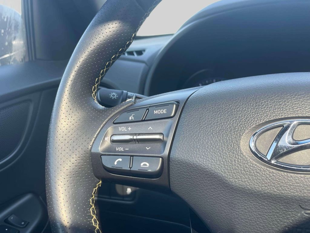 Used 2018 Hyundai Kona Limited image 22