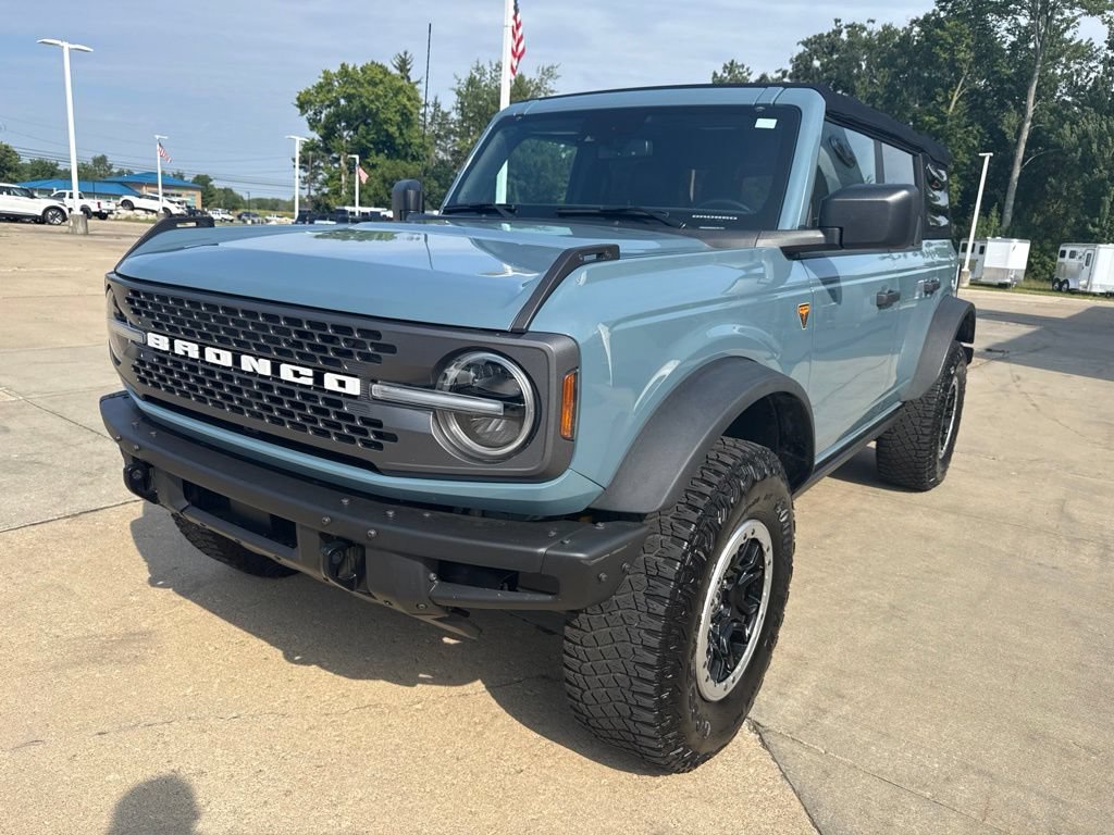 Used 2021 Ford Bronco Badlands w/ Sasquatch Package AWD/4WD image 2