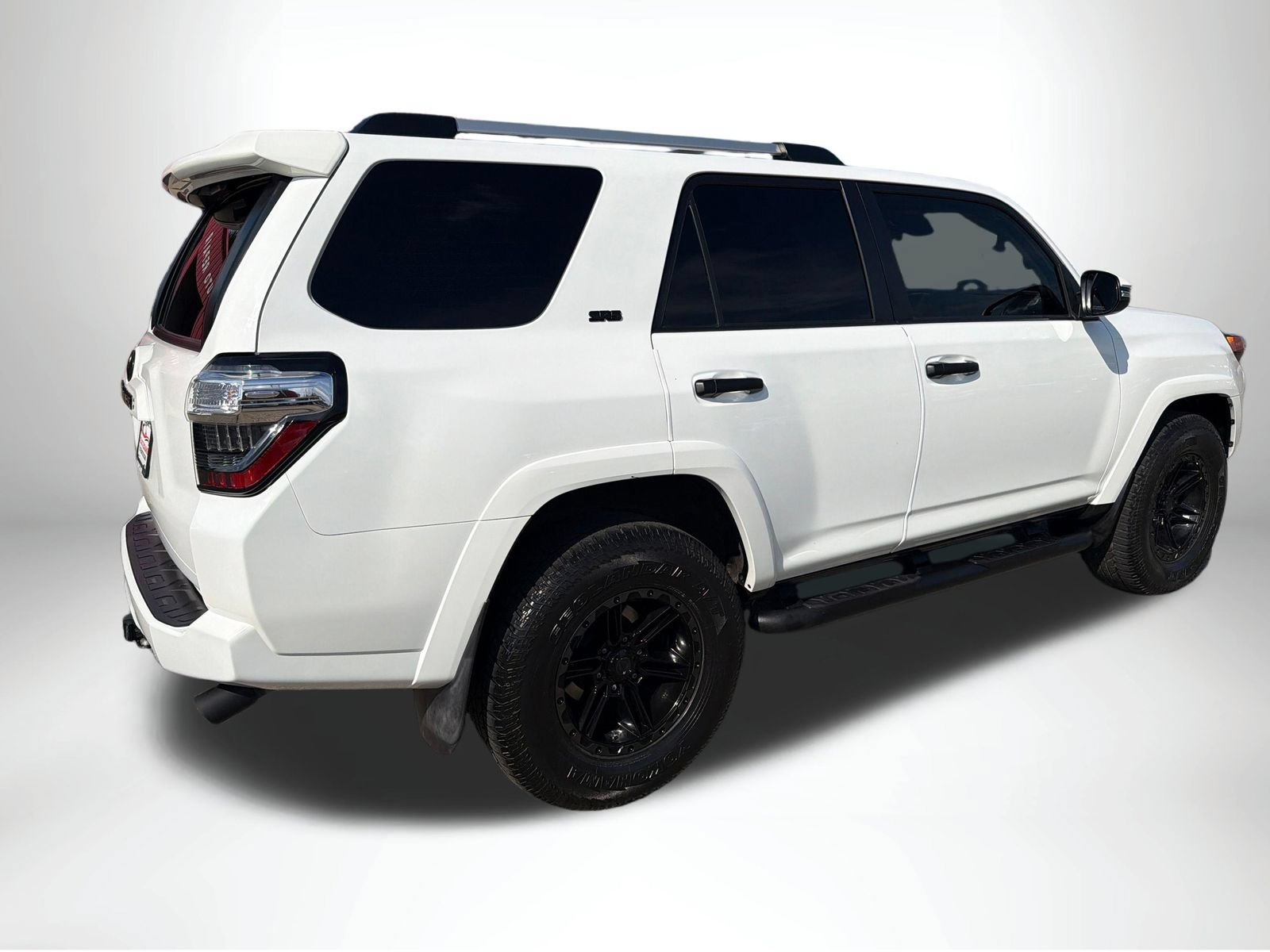 Used 2021 Toyota 4Runner SR5 Premium w/ Moonroof Package AWD/4WD image 6