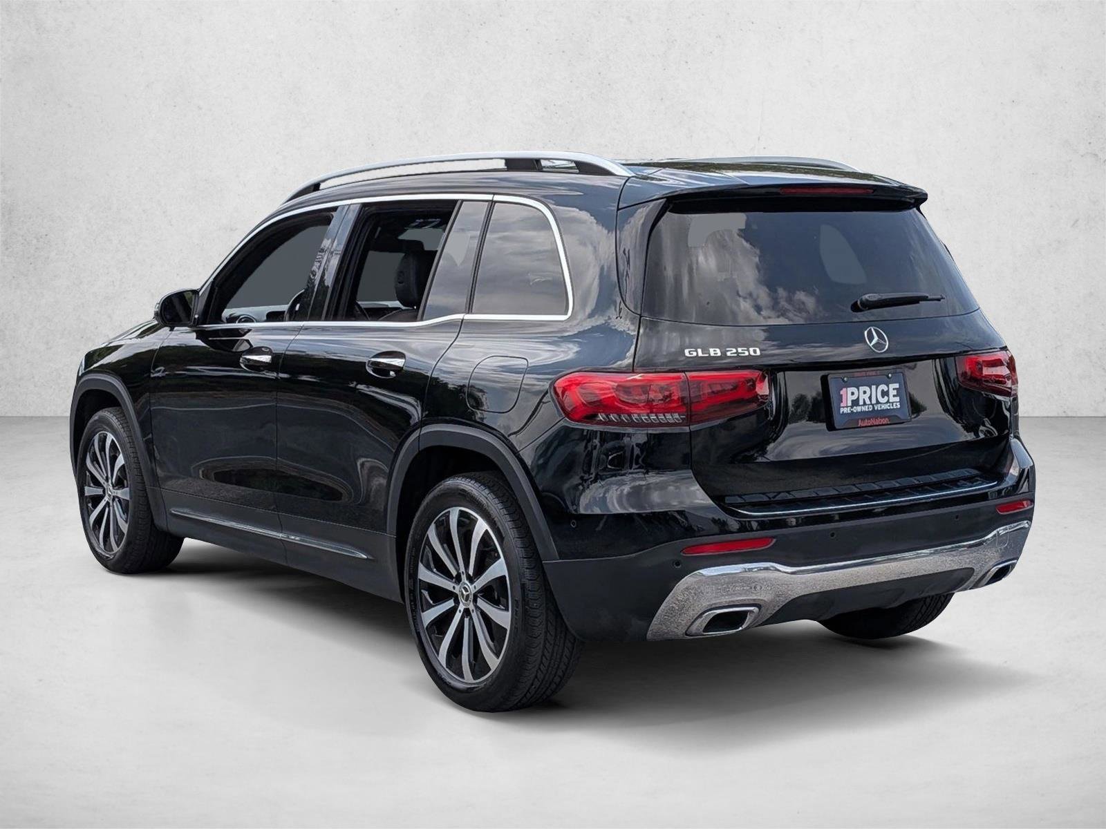 Used 2022 Mercedes-Benz GLB 250 image 8