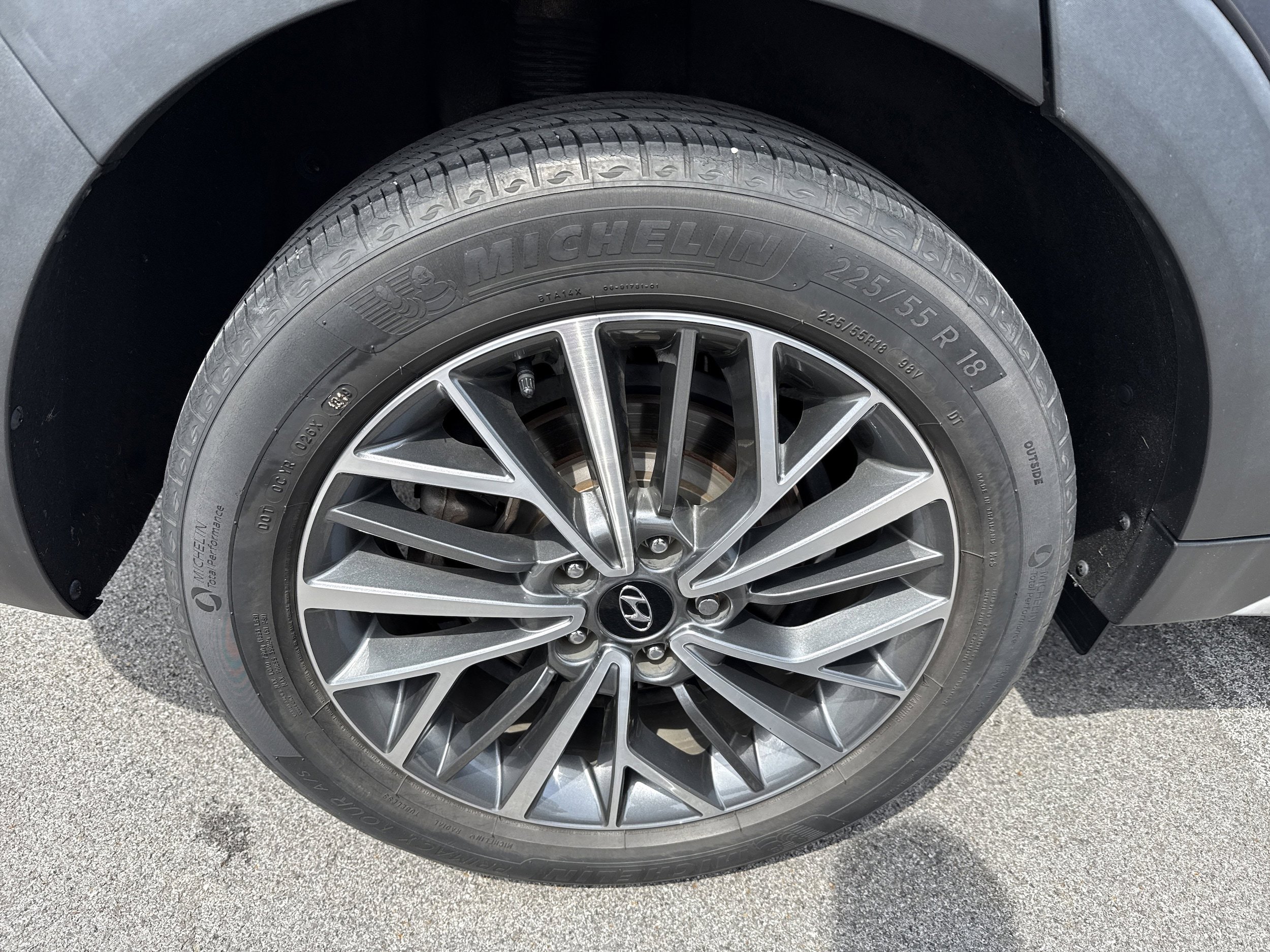 Used 2019 Hyundai Tucson SEL w/ Cargo Package AWD/4WD image 18