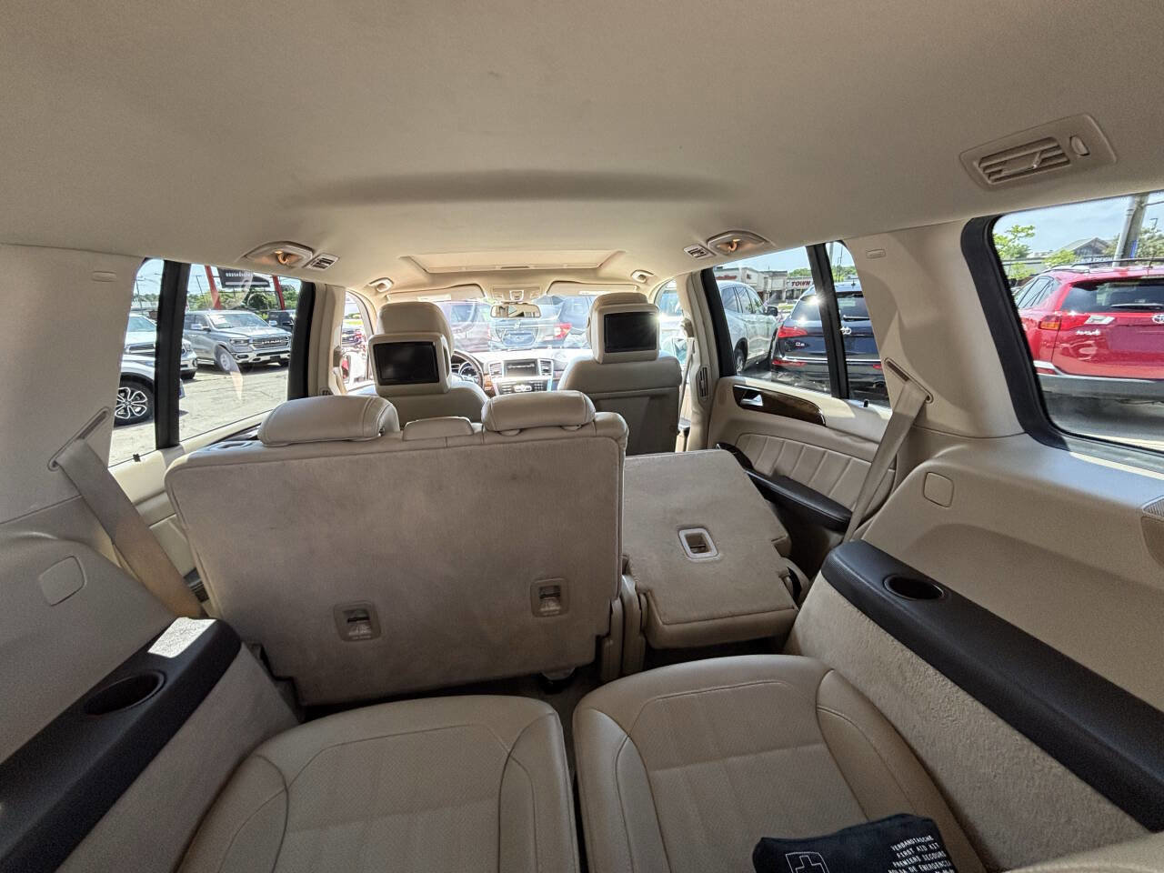 Used 2016 Mercedes-Benz GL 320 GL 350 BlueTEC AWD 4MATIC 4dr image 19