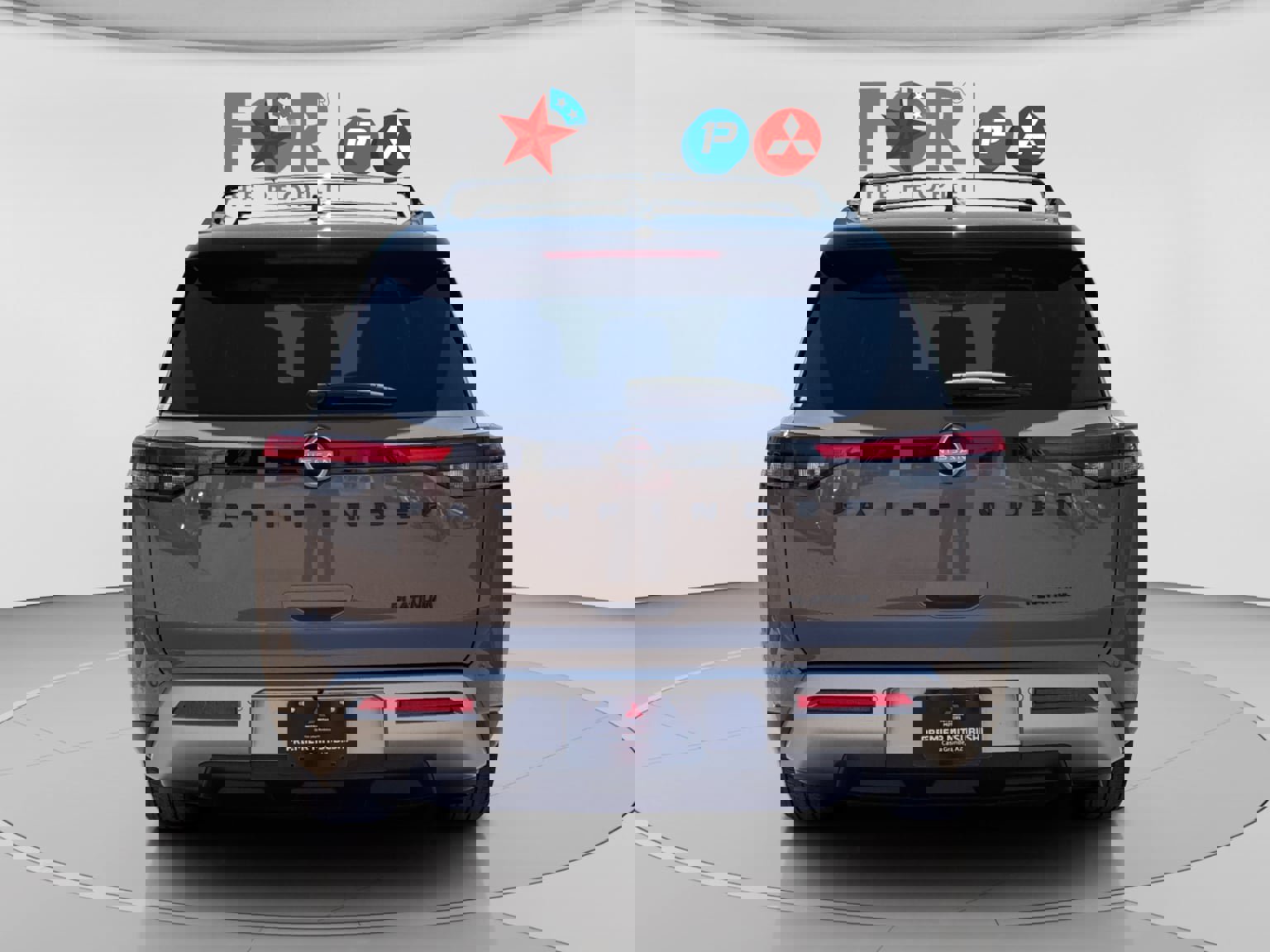 Used 2023 Nissan Pathfinder Platinum w/ Lighting Package (N93) image 4