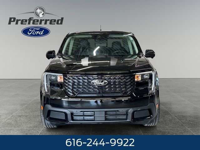 New 2025 Ford Maverick Lariat w/ Black Appearance Package image 4