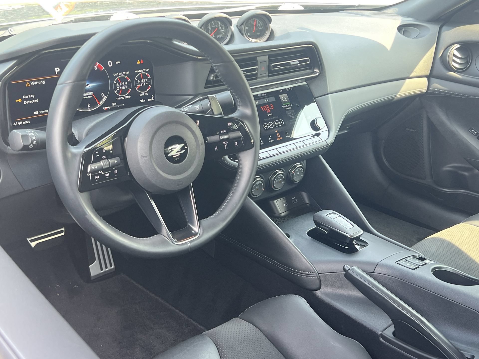 Certified 2025 Nissan Z Performance w/ Floor Mat Package RWD image 3