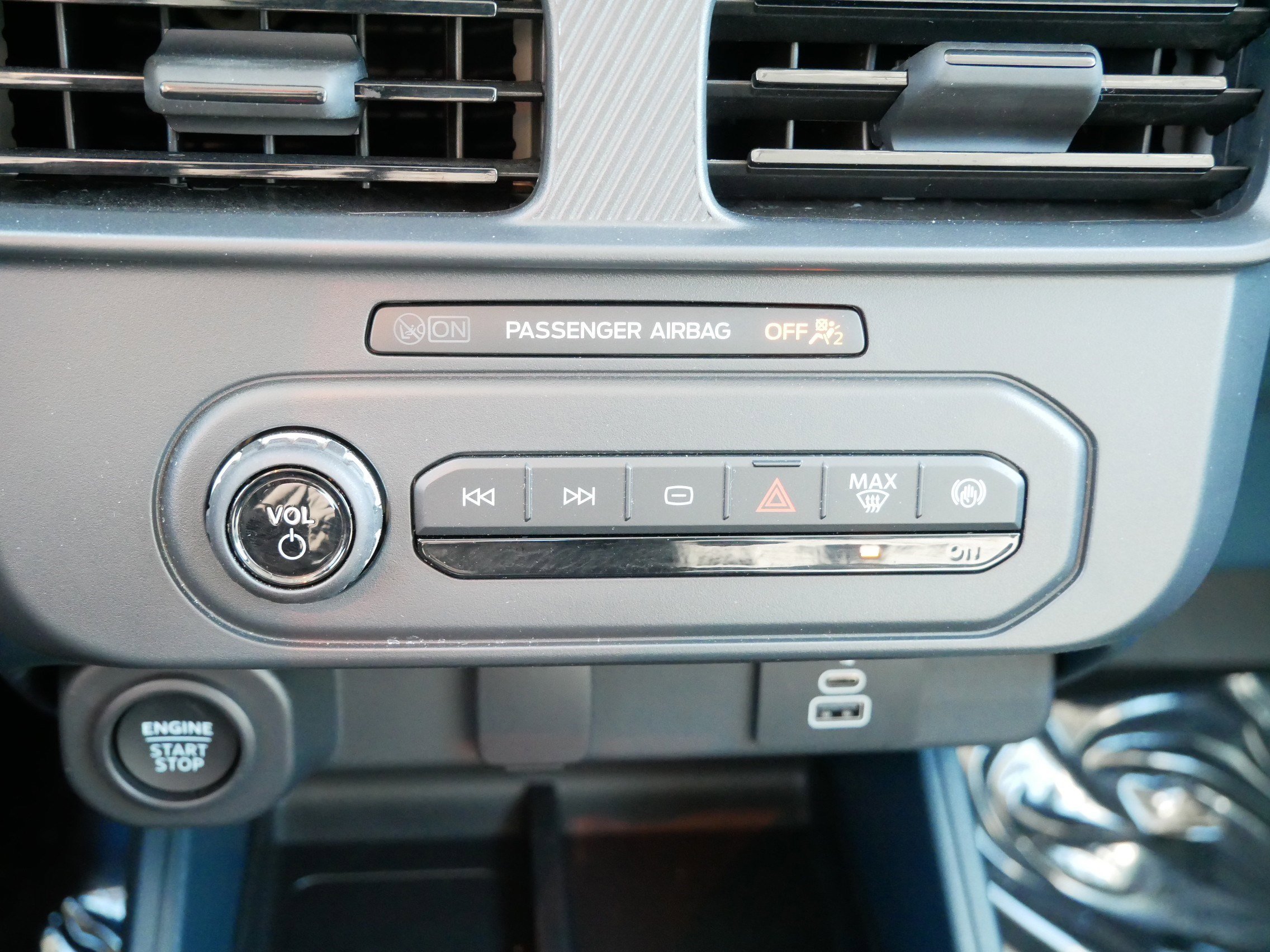 Used 2025 Ford Maverick XLT w/ XLT Luxury Package image 23