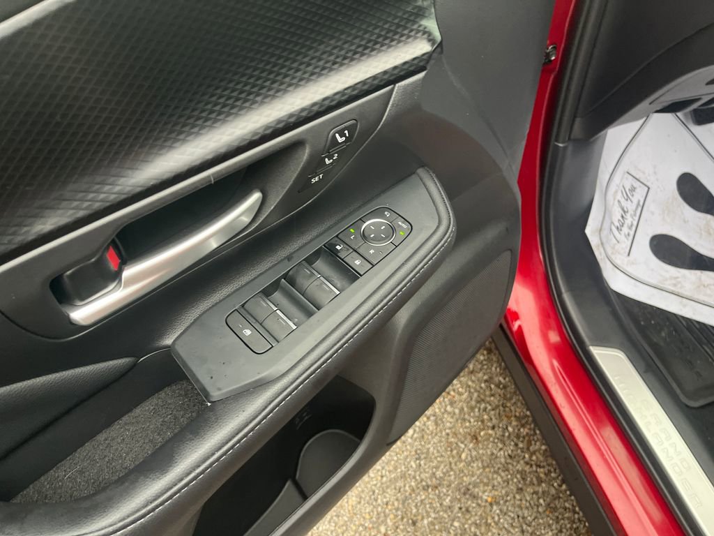 Certified 2025 Toyota Grand Highlander AWD Hybrid image 11