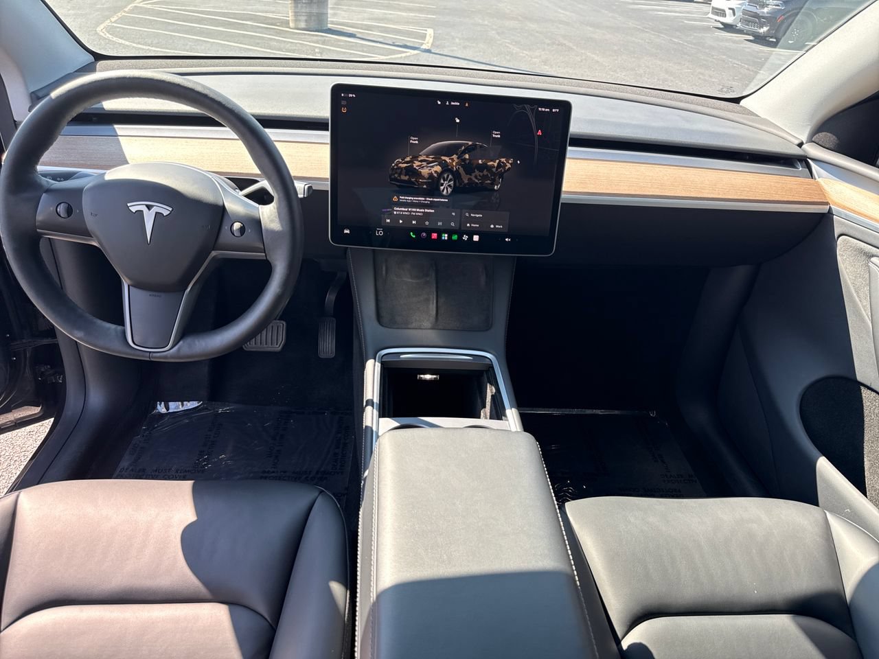 Used 2024 Tesla Model Y Long Range AWD/4WD image 13