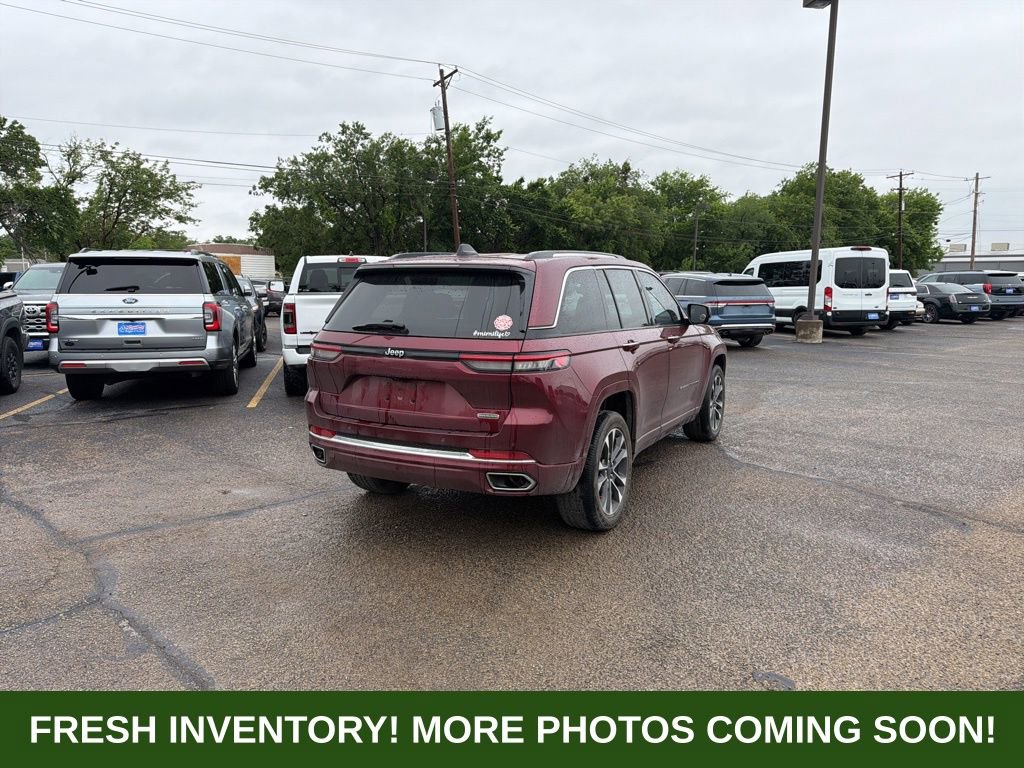 Used 2023 Jeep Grand Cherokee Overland RWD image 7