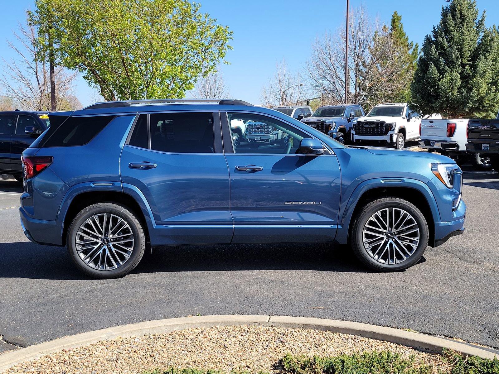 New 2026 GMC Terrain Denali AWD/4WD image 2