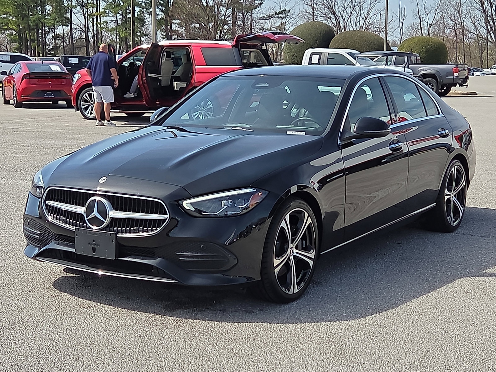 Used 2025 Mercedes-Benz C 300 Sedan image 2