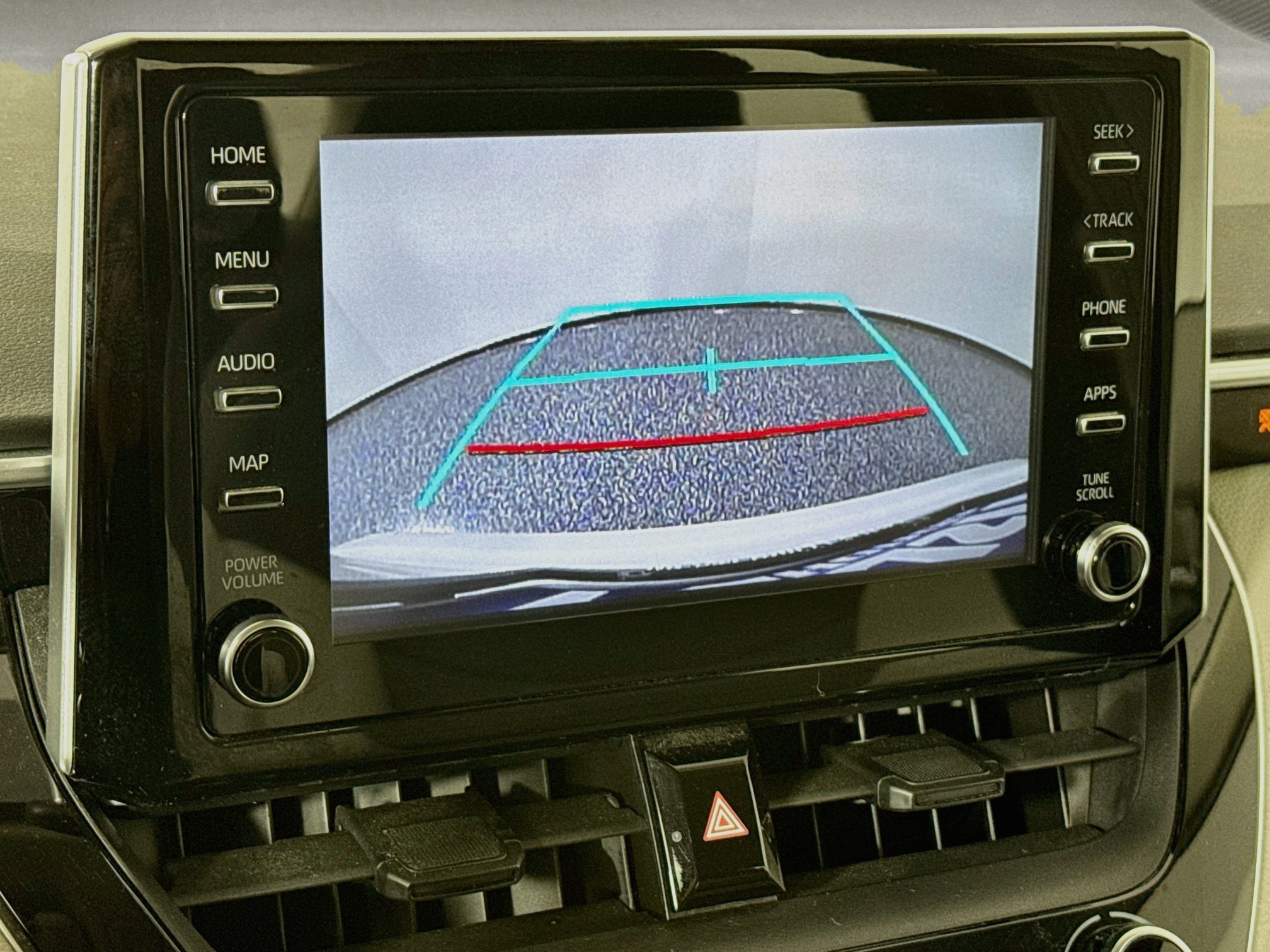 Used 2020 Toyota Corolla LE FWD image 13