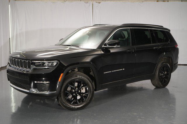 Used 2025 Jeep Grand Cherokee L Limited w/ Luxury Tech Group II AWD/4WD image 1