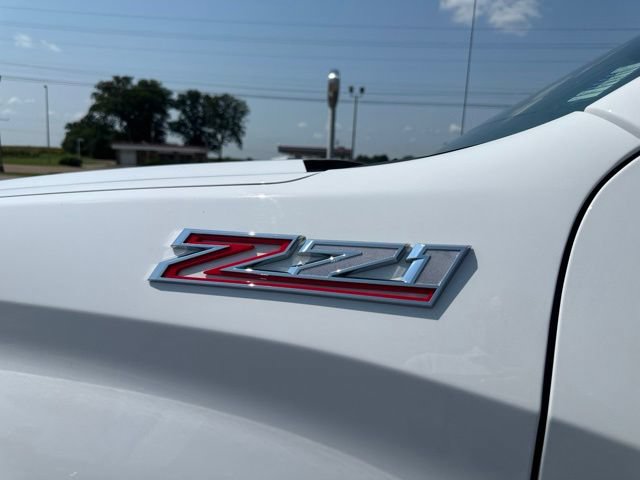 Used 2019 Chevrolet Silverado 1500 LTZ w/ LTZ Plus Package AWD/4WD image 35