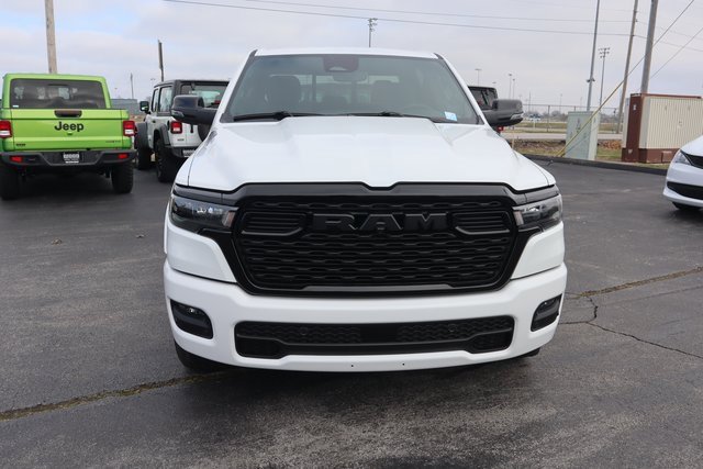 New 2026 RAM 1500 4x4 Crew Cab image 17