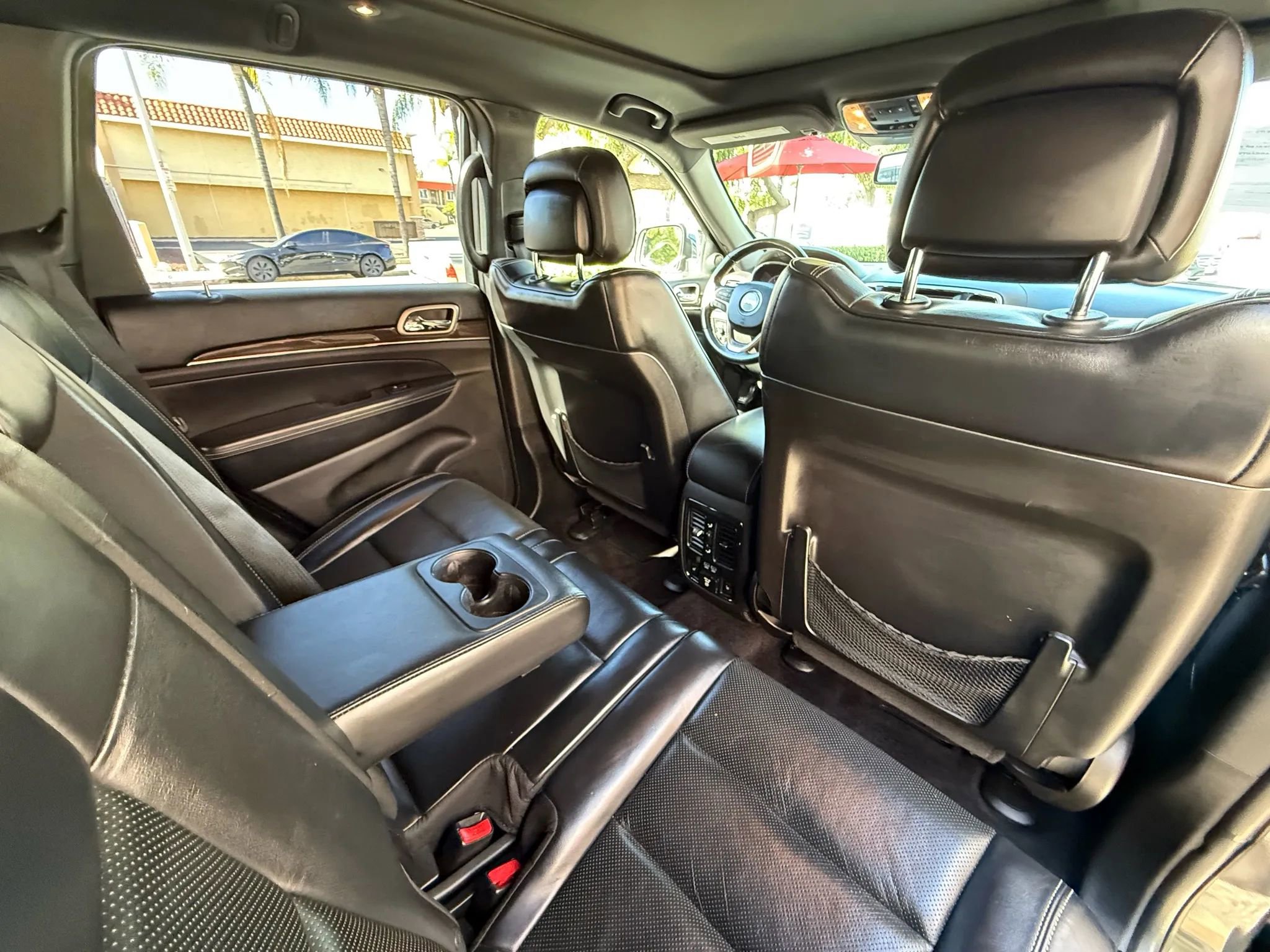 Used 2016 Jeep Grand Cherokee Overland image 20