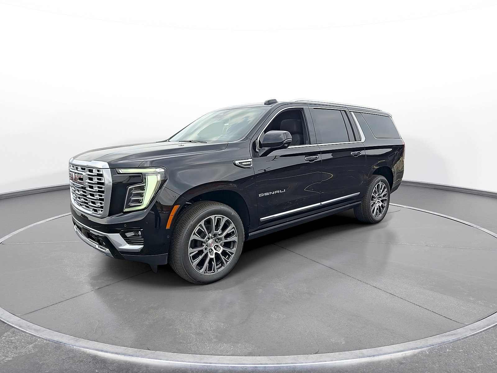 New 2026 GMC Yukon XL Denali w/ Denali Reserve Package AWD/4WD image 4