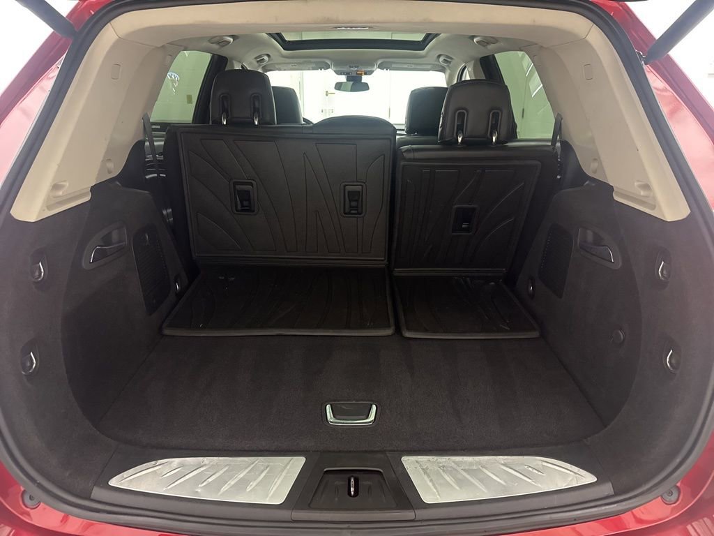 Used 2020 Buick Envision Premium AWD/4WD image 16