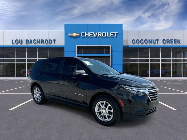 Used 2024 Chevrolet Equinox LS image 2