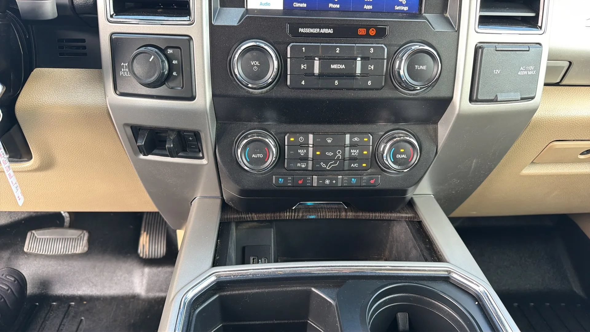 Used 2020 Ford F350 Lariat w/ Lariat Value Package AWD/4WD image 98