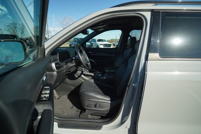 Used 2023 Kia Telluride EX X-Line image 14