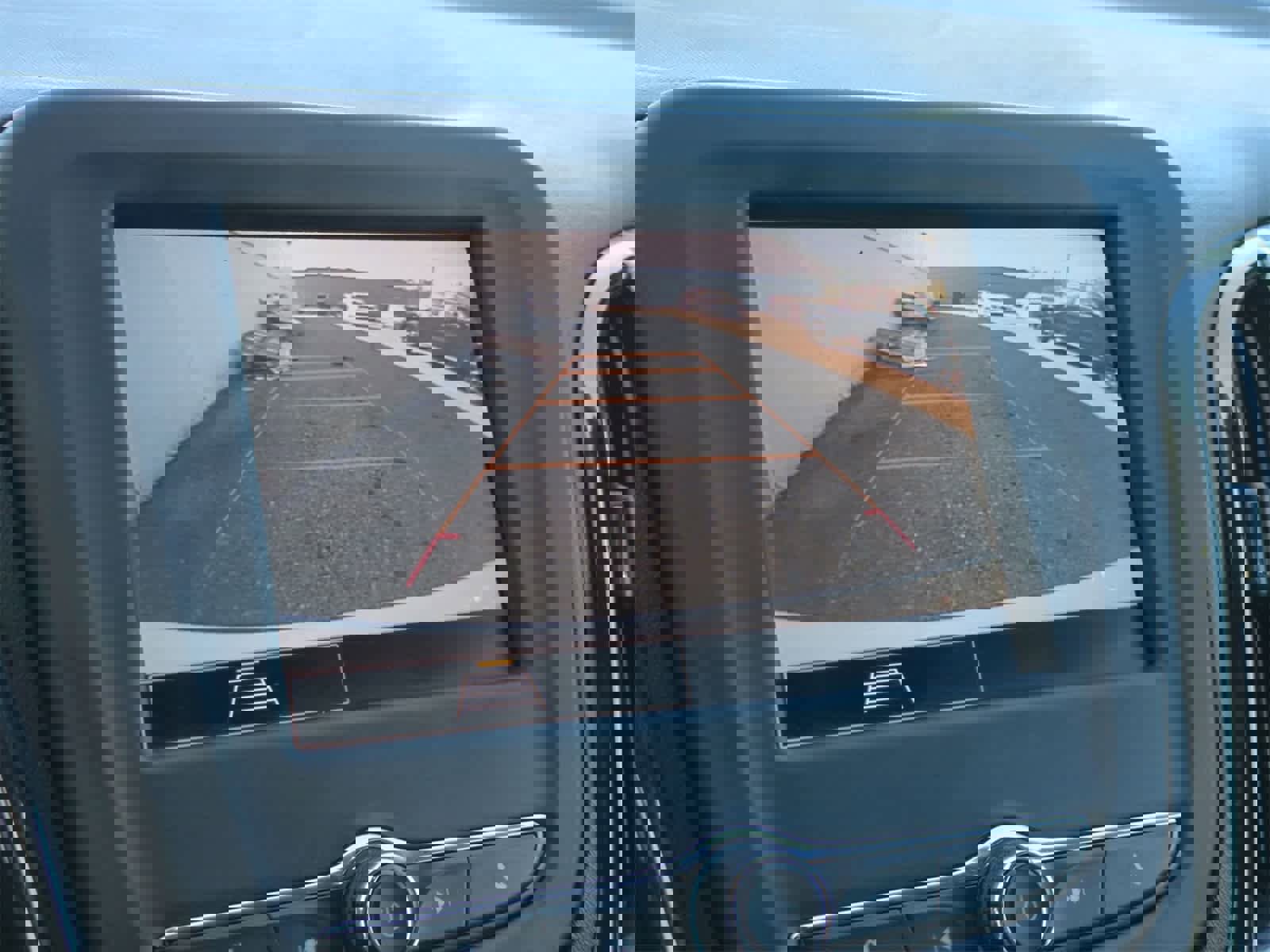 Used 2022 Chevrolet Equinox RS image 28