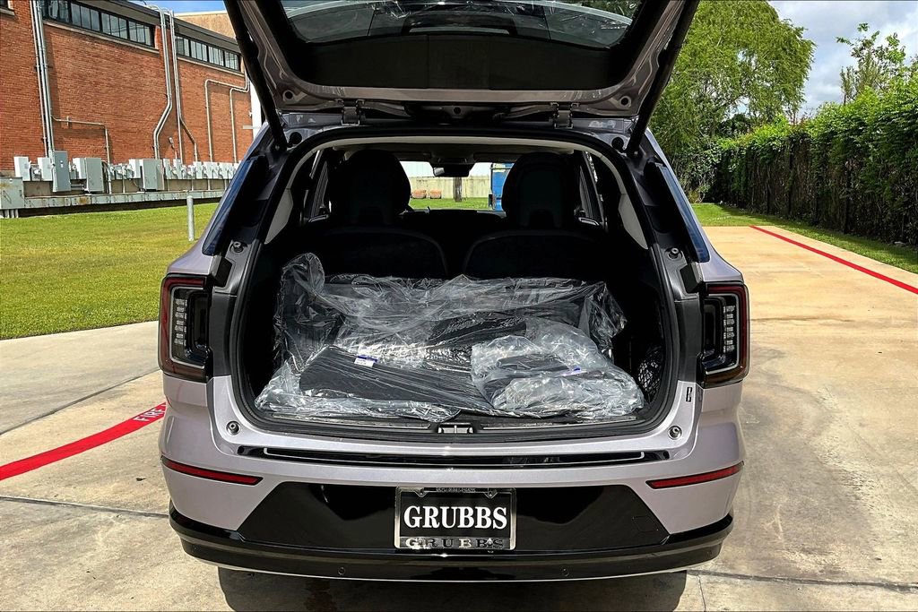 New 2026 Volvo EX90 Ultra AWD/4WD image 45