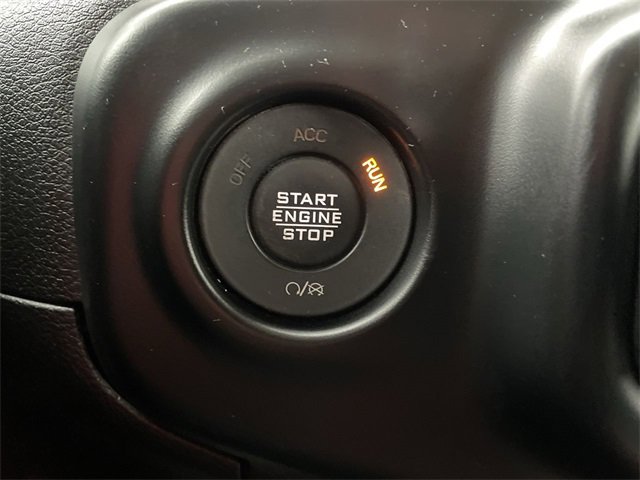 Used 2021 Jeep Gladiator Sport image 16