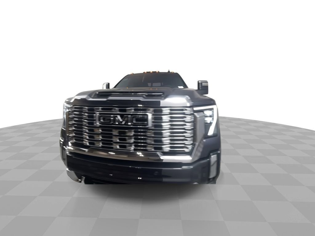 Used 2025 GMC Sierra 3500 Denali w/ Denali Reserve Package image 3