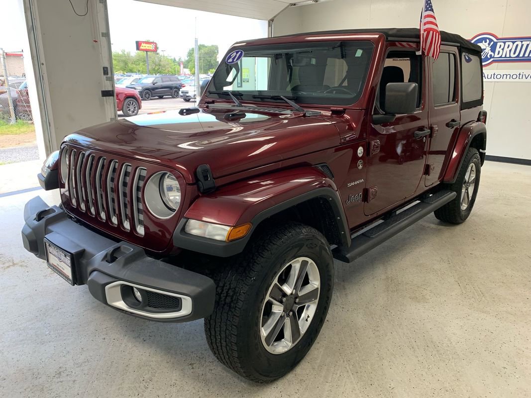 Used 2021 Jeep Wrangler Unlimited Sahara image 2