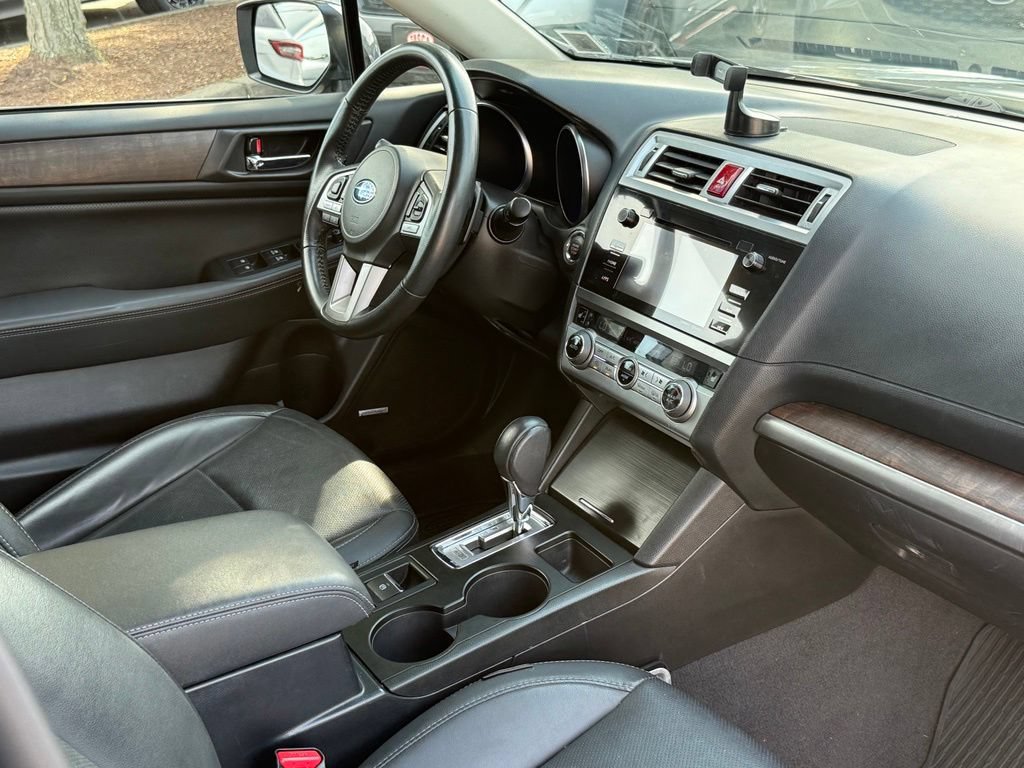 Used 2017 Subaru Outback 2.5i Limited AWD/4WD image 30