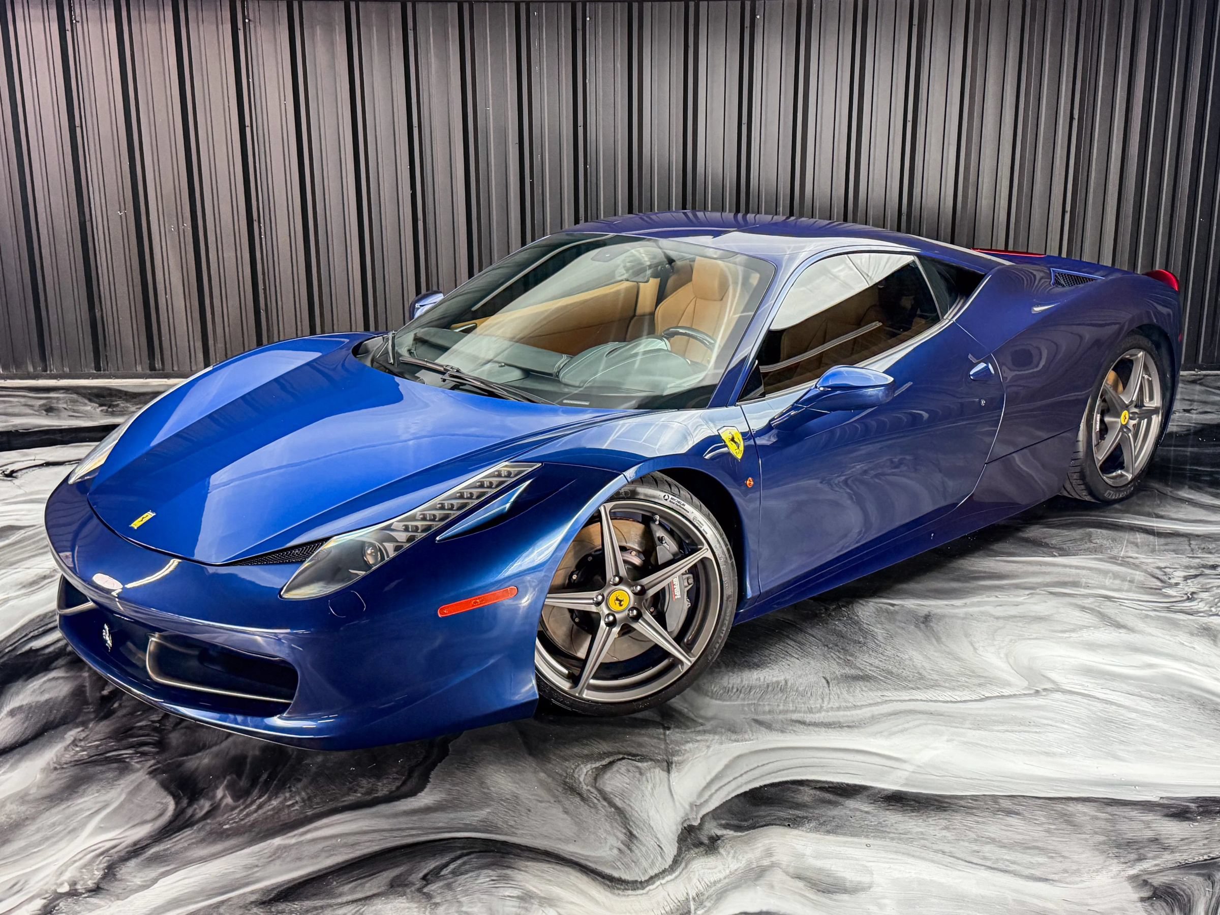 Used 2014 Ferrari 458 Italia Coupe RWD image 4