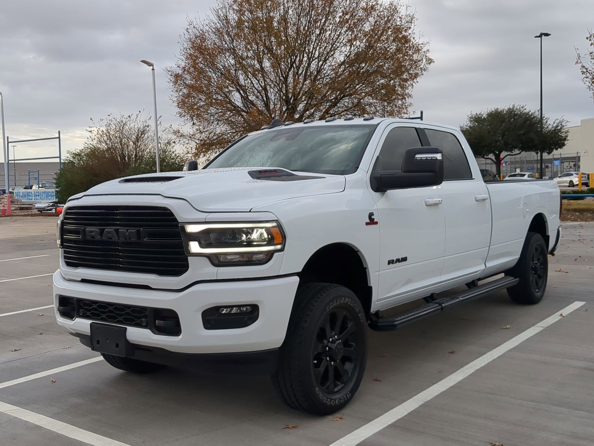 Used 2024 RAM 3500 Laramie w/ Night Edition image 9