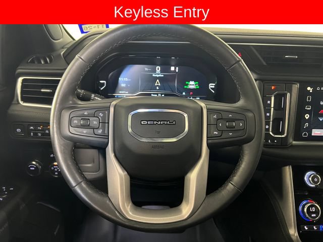 Used 2022 GMC Yukon Denali RWD image 16